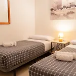 En El Centro A Un Minuto De La Playa * 貝尼多姆