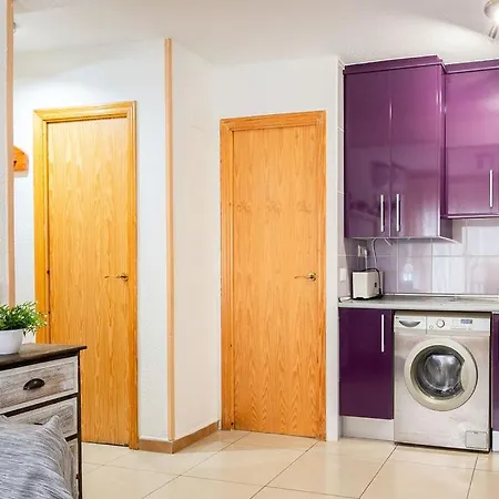 En El Centro A Un Minuto De La Playa * Benidorm