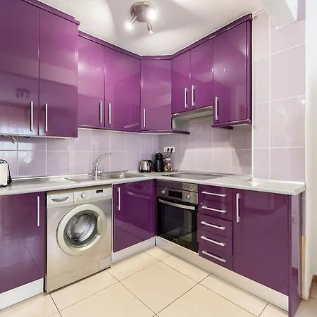 En El Centro A Un Minuto De La Playa *