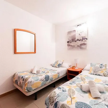 En El Centro A Un Minuto De La Playa